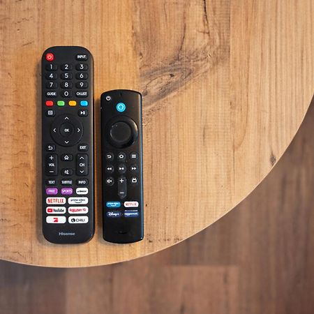 Backhome - Business&Family - Fantastische Schlosslage, Smarttv, Waschtrockner, Netflix, 50Qm, 24H Checkin - Apartment 3 Лудвигсбург Екстериор снимка