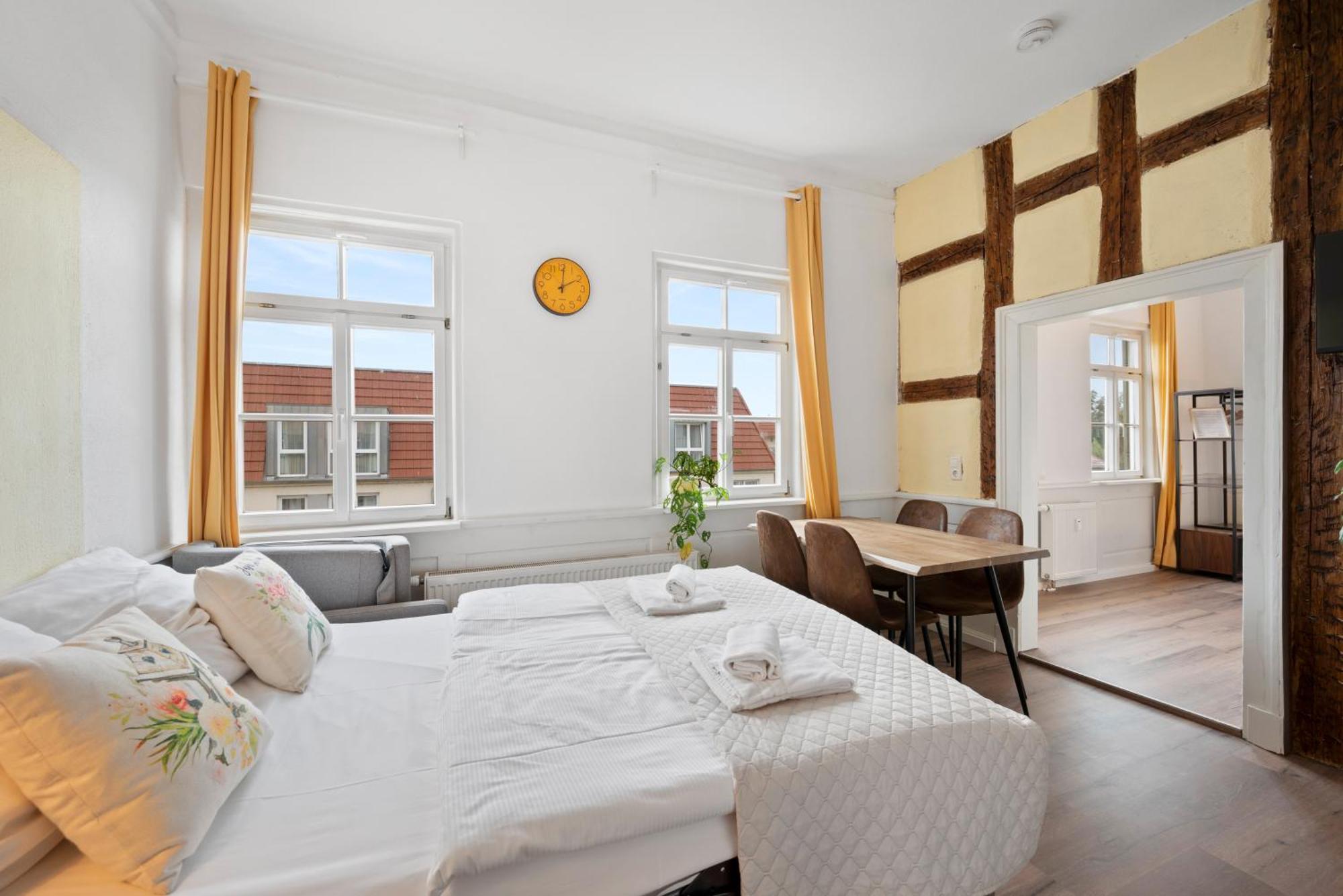 Backhome - Business&Family - Fantastische Schlosslage, Smarttv, Waschtrockner, Netflix, 50Qm, 24H Checkin - Apartment 3 Лудвигсбург Екстериор снимка