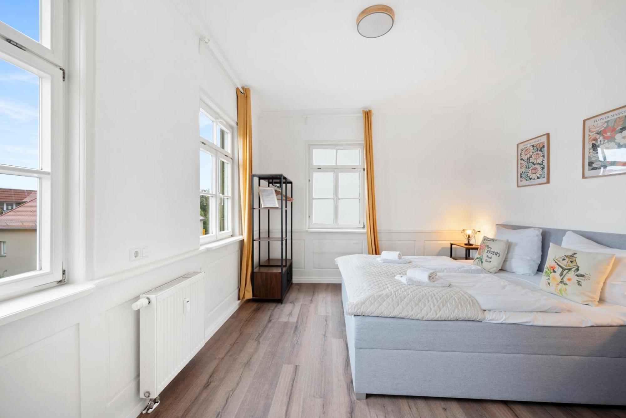 Backhome - Business&Family - Fantastische Schlosslage, Smarttv, Waschtrockner, Netflix, 50Qm, 24H Checkin - Apartment 3 Лудвигсбург Екстериор снимка